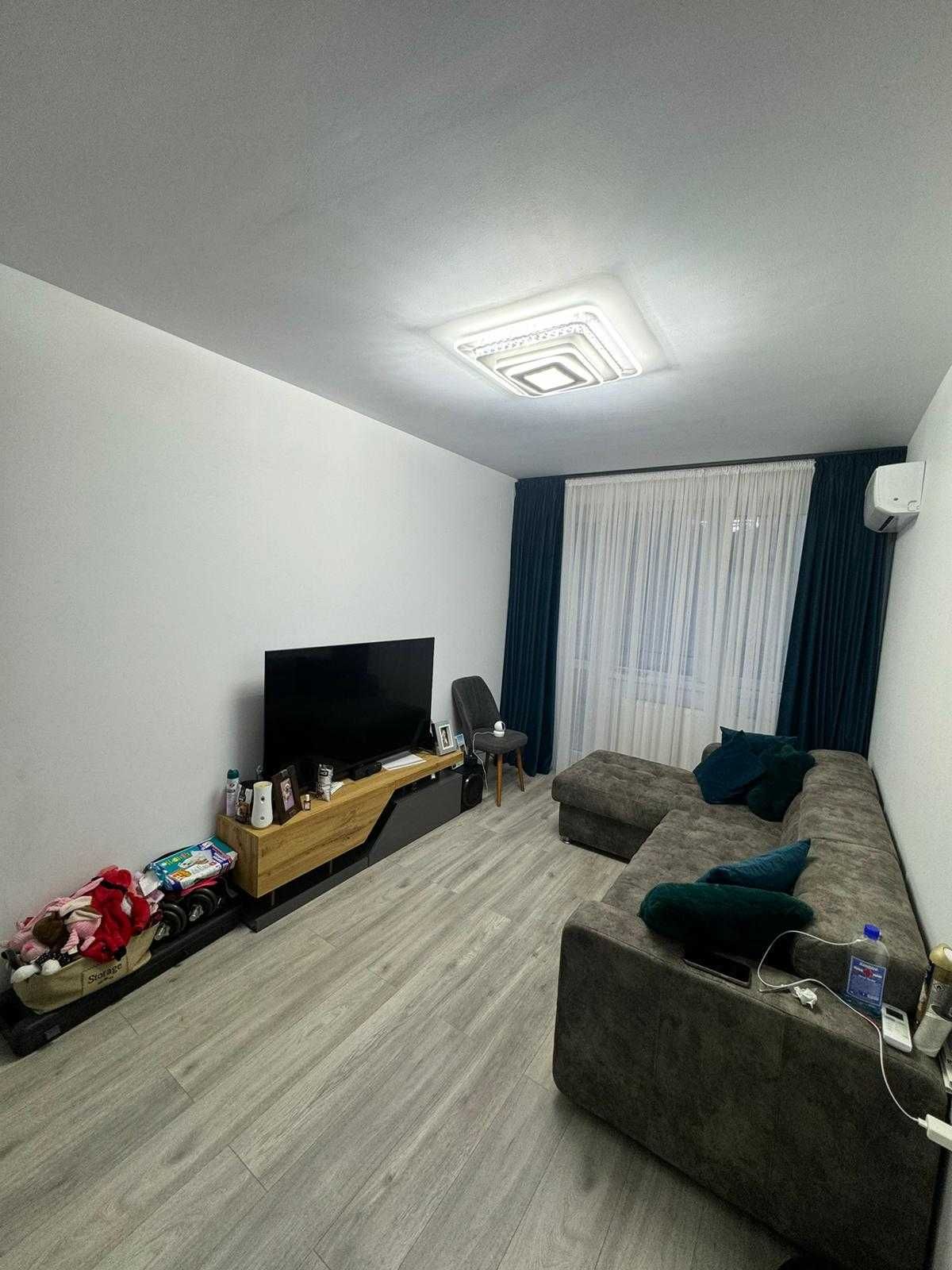 Apartament 2 camere +loc parcare +boxa , 9 mai