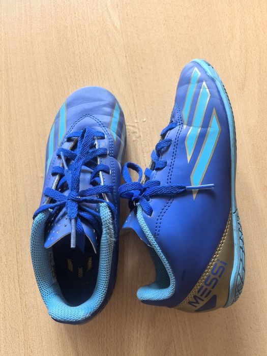 Бутонки 33 addidas Messi