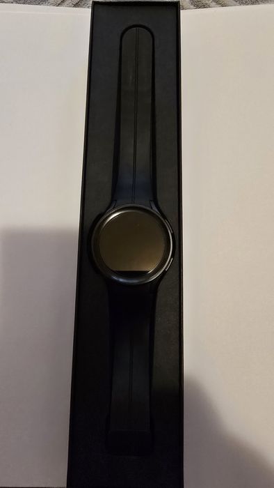 Vând Smartwach Samsung 5 pro BT stare ff bună încă este în garantie.
