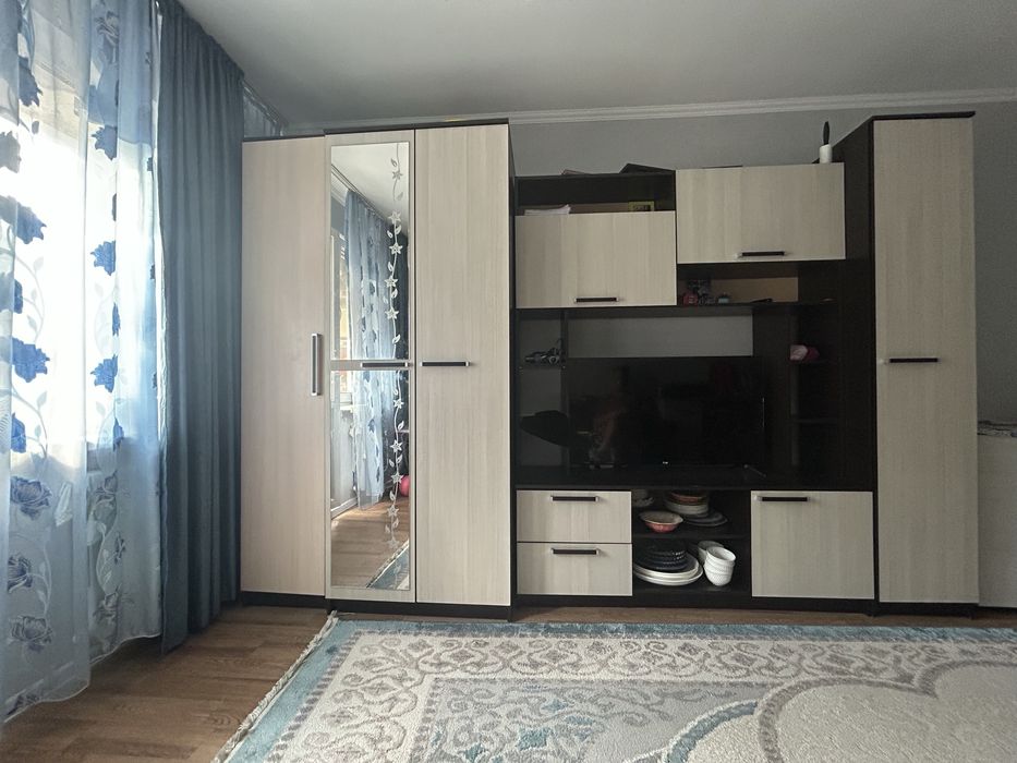 Продам стенку в хорошем состоянии