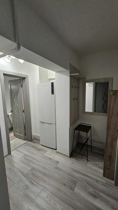 Inchiriez garsoniera conf 1