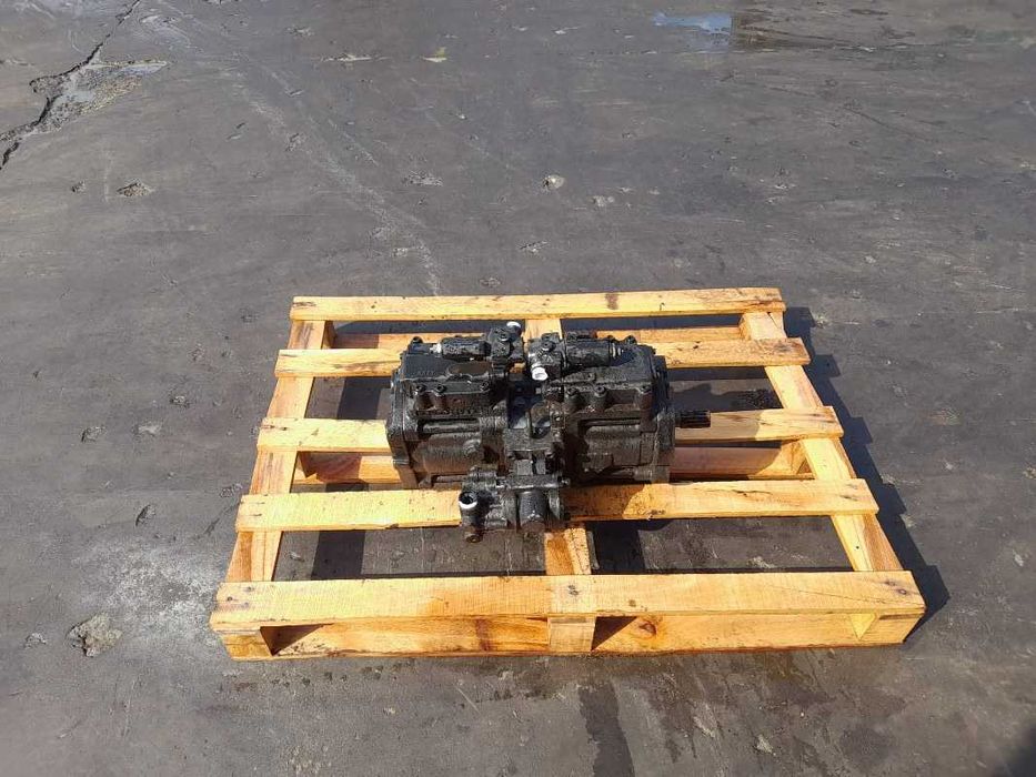 Pompa hidraulica Kawasaki K3V63 DTP11 pentru excavator