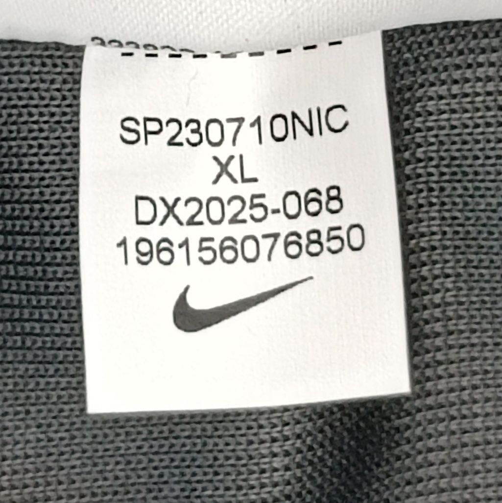 Nike Sportswear Repeat Hoodie оригинално горнище XL Найк спорт суичър