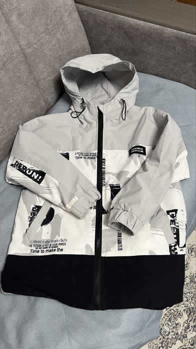 Ветровка на мальчика. Рост 140