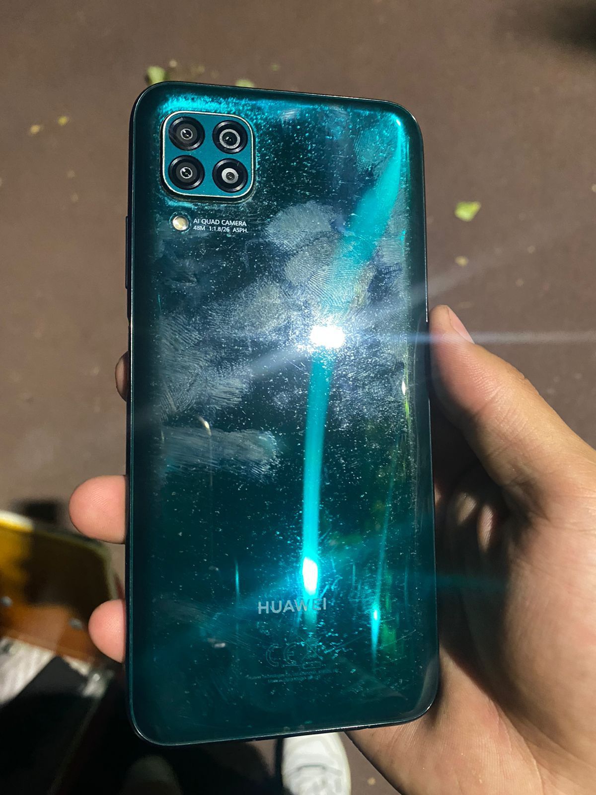 Huawei p40 lite 128/6 зелёный цвет