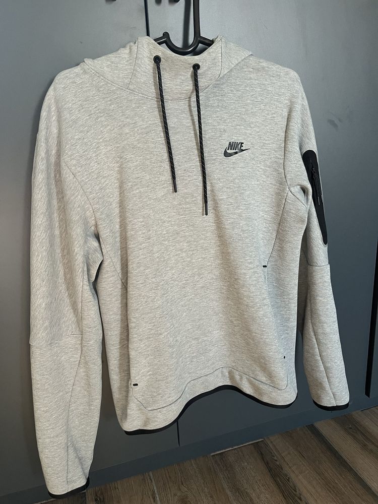 Nike Tech Fleece Горнище