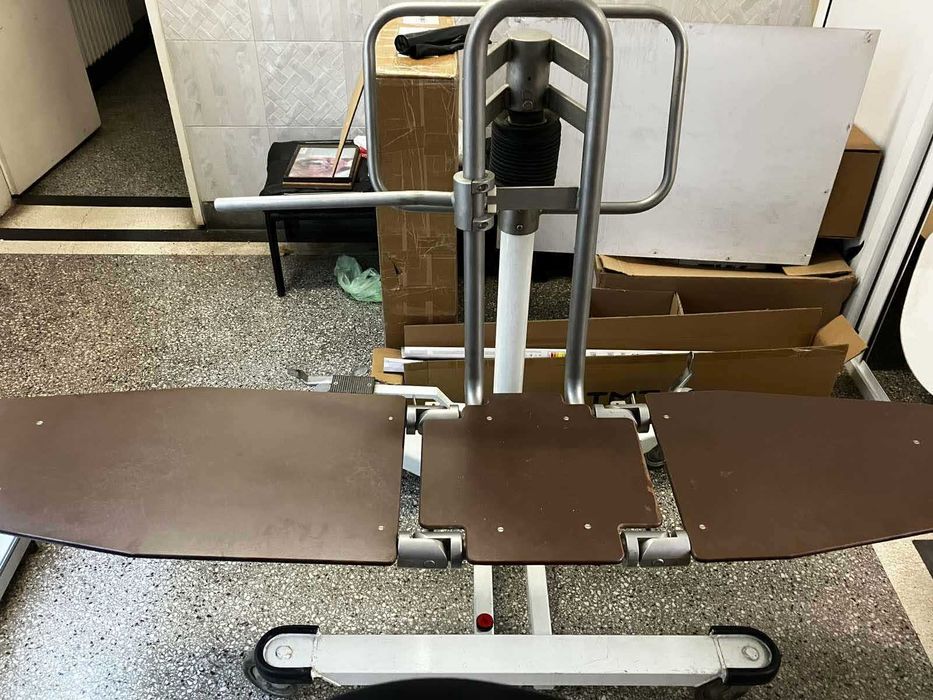 Хидравлична  операционна маса за дребни животни ветеринарна