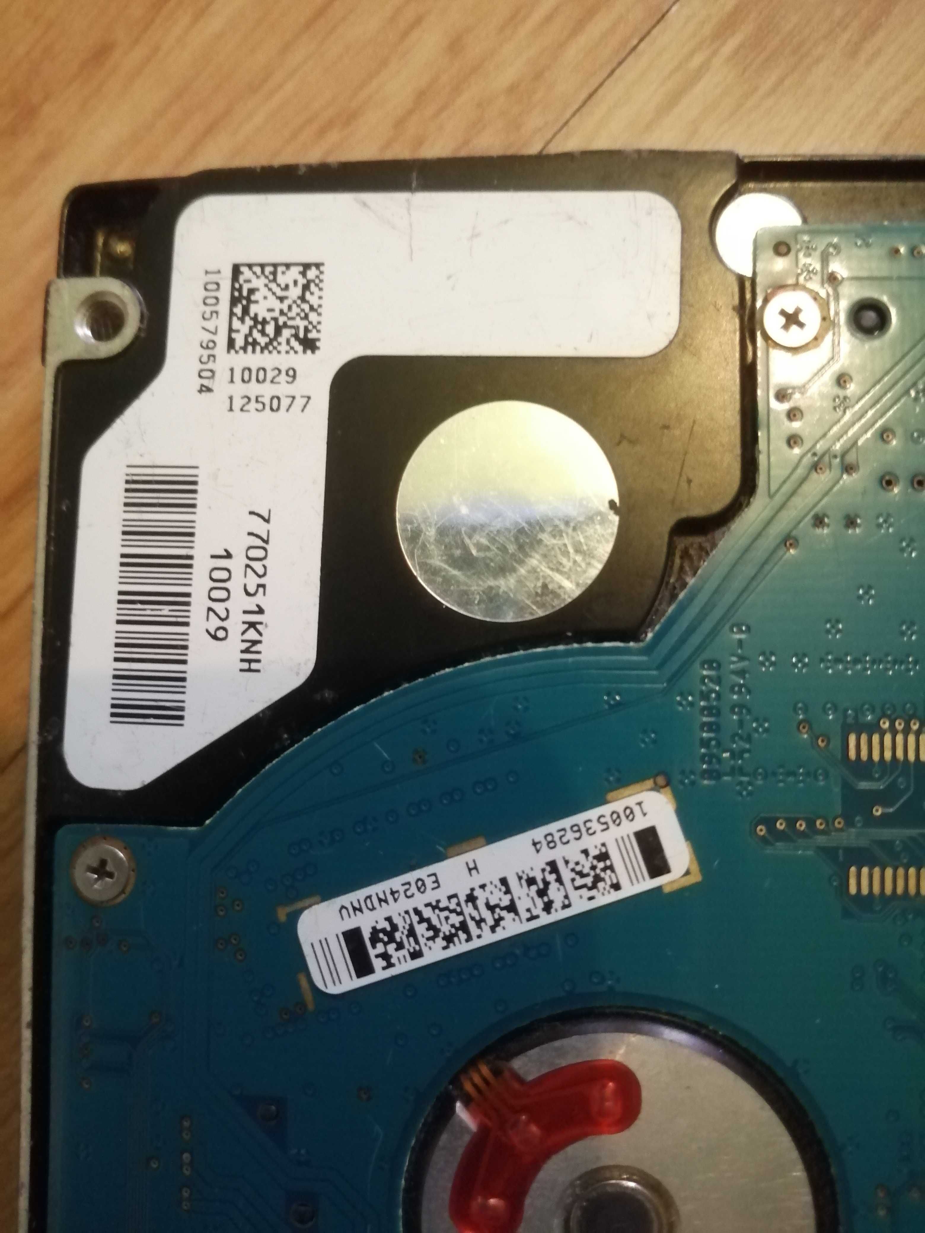 HDD Hard Laptop Seagate Momentus ST9250315AS, 250GB DEFECT 10 Lei