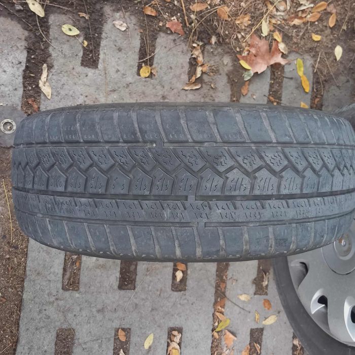 4 броя Зимни гуми Hifly 195/50R15