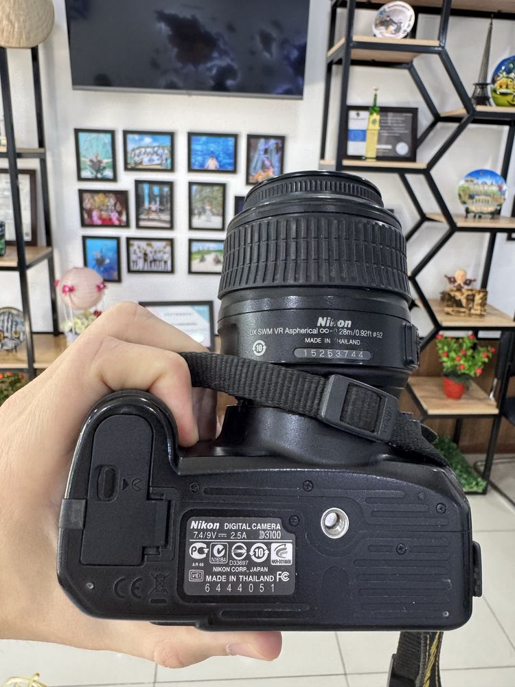Nikon D3100. Sotiladi xolati ideal yangi desaxam b’oladi.