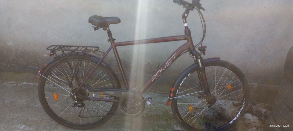 Vând bicicleta Romet roti 28"