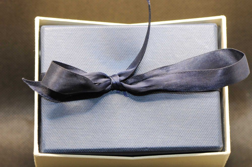 Мъжки швейцарски часовник - Raymond Weil Tango 5560