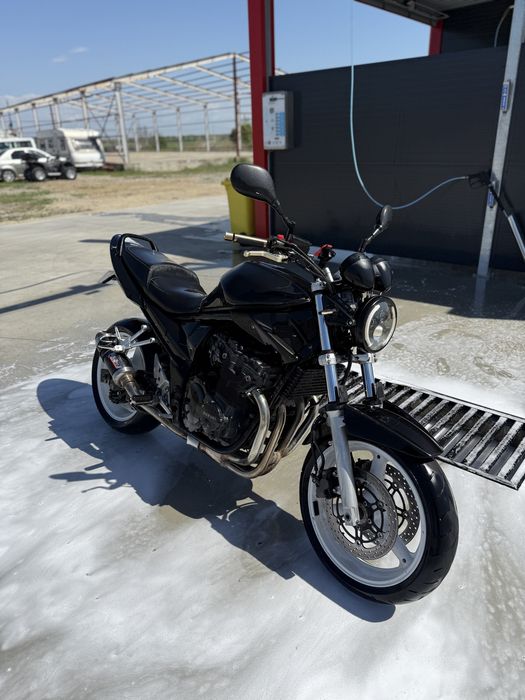 Suzuki Bandit 650 A2