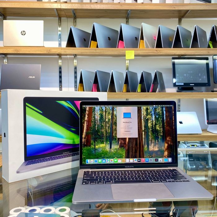 MacBook Pro M1  Full box LLA