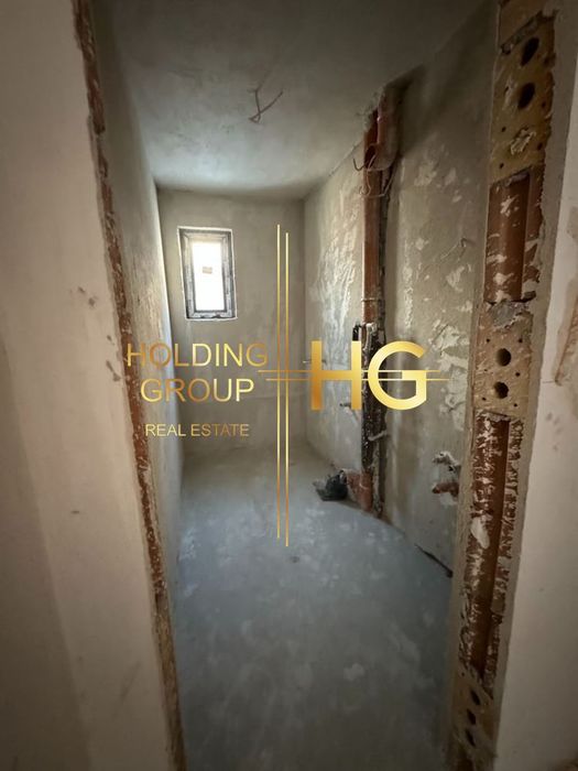 Продава се Тристаен апартамент в Варна, Гранд Мол Варна - 74 кв.м за 1642 €/кв.м - Снимка #3