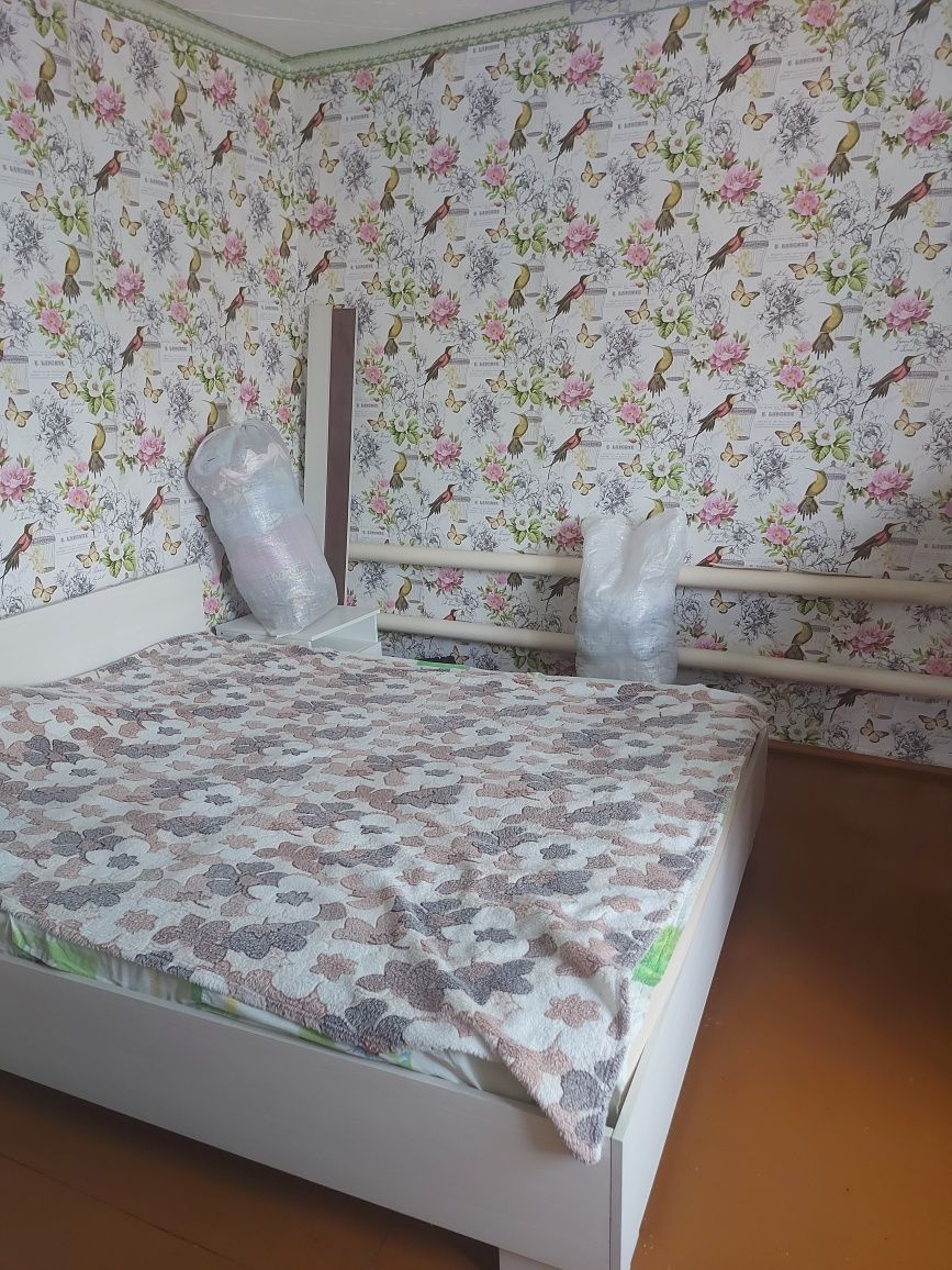 Продам,РАСМОТРЮ ВАРИАНТ РАССРОЧКИ.Сдам дом,станция Тобол 2,2милл,Торг