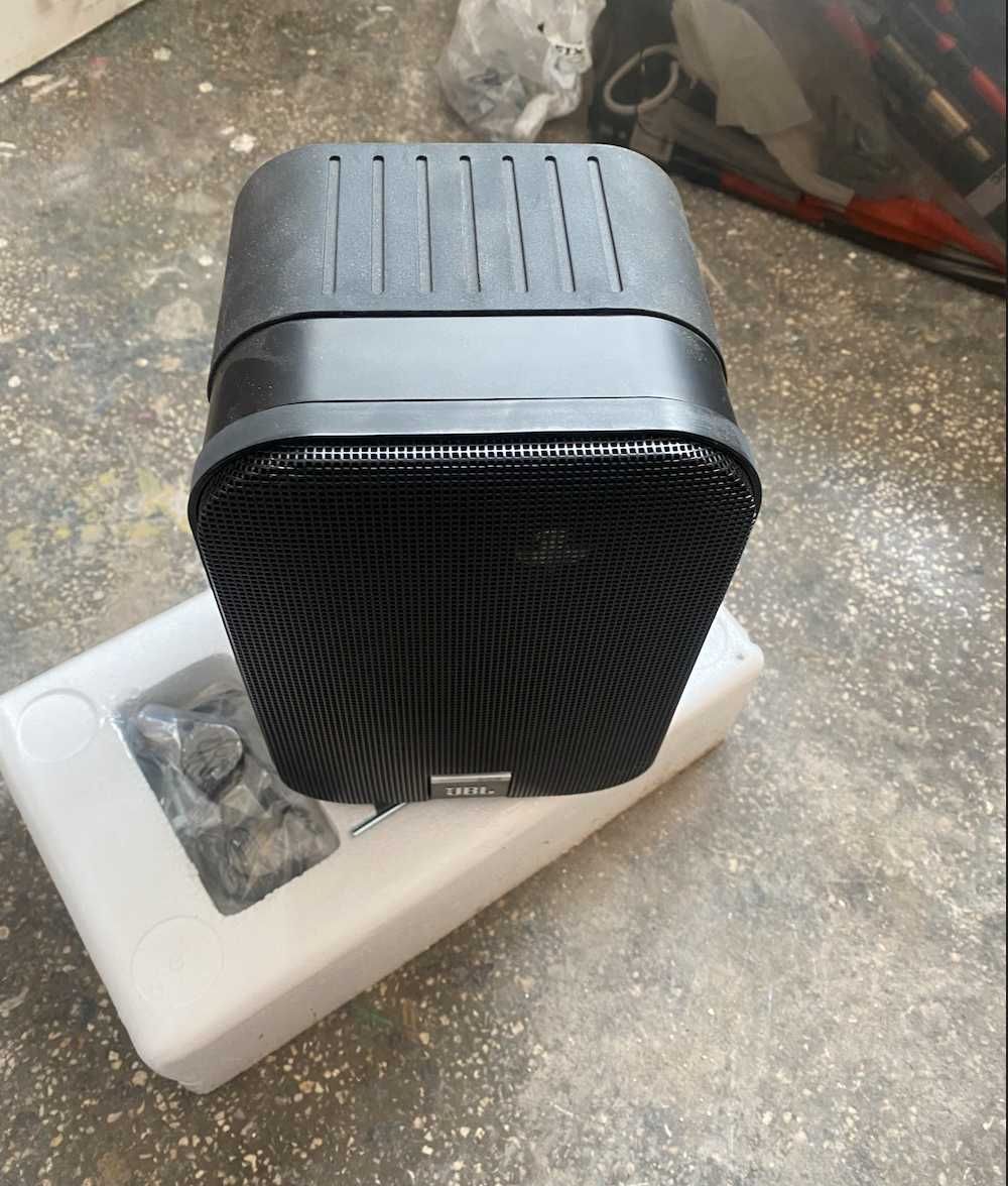Boxe pasive pentru gradina,terasa JBL Control ONE 150W noi