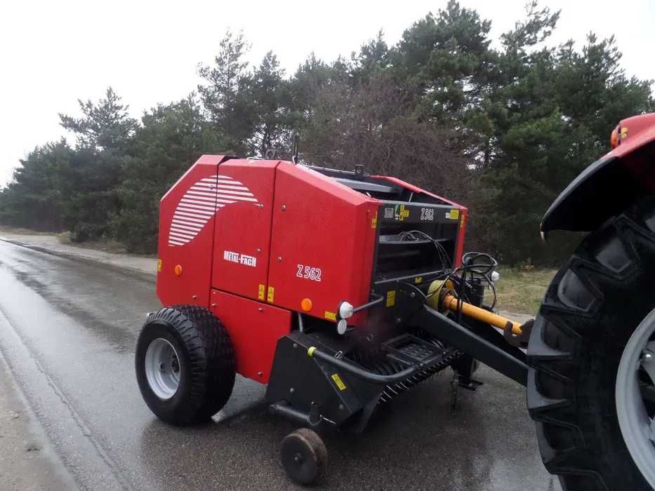 Пресс-подборщик Metal-Fach z562 (Польский)