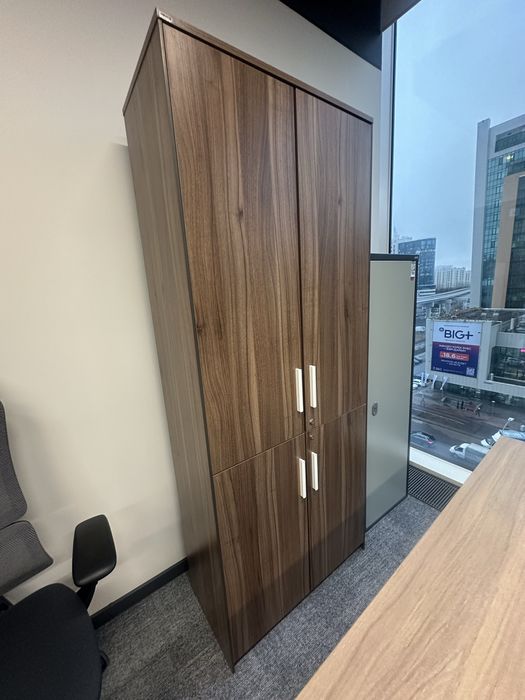 продается офисная мебель