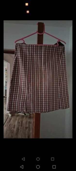 Fustă mărimea S de la Stradivarius