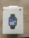 Часовник Huawei Watch Fit 4