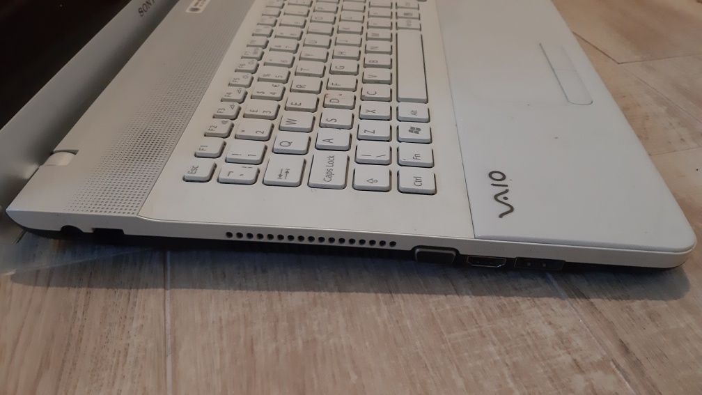 Dezmembrez Laptop Sony Vaio PCG-91111m