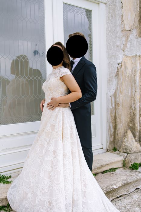 Rochie de mireasa, model unicat, din dantela, lucrata manual