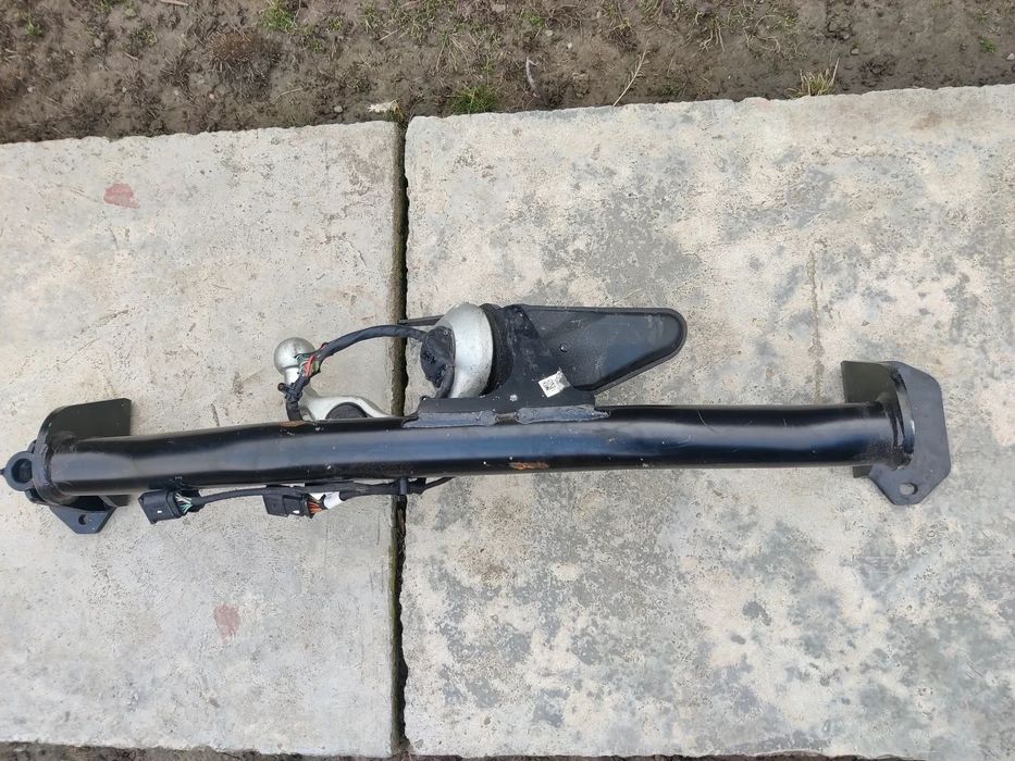 Carlig remorcare retractbabil BMW X1 U11 10069418-004 / 5A63E20