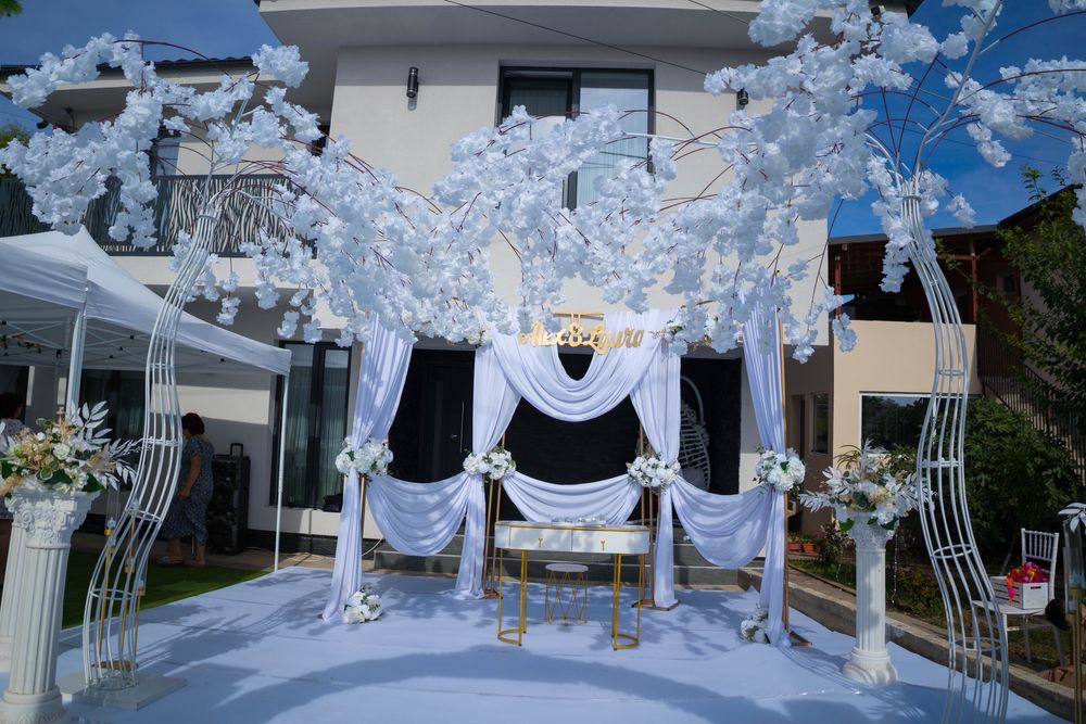 Inchiriez corturi pentru evenimente