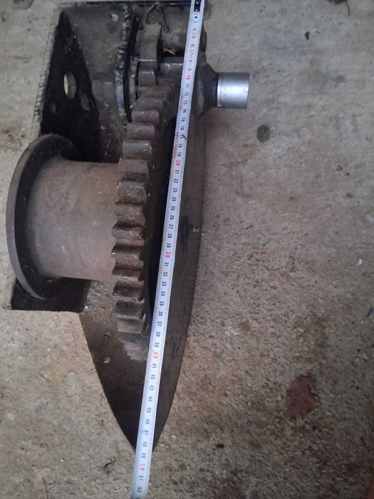 Vand troliu pentru fantani