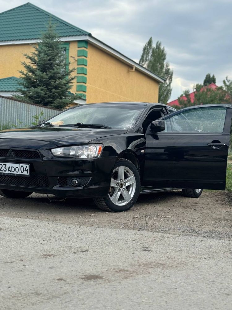 Mitsubishi Lancer X
