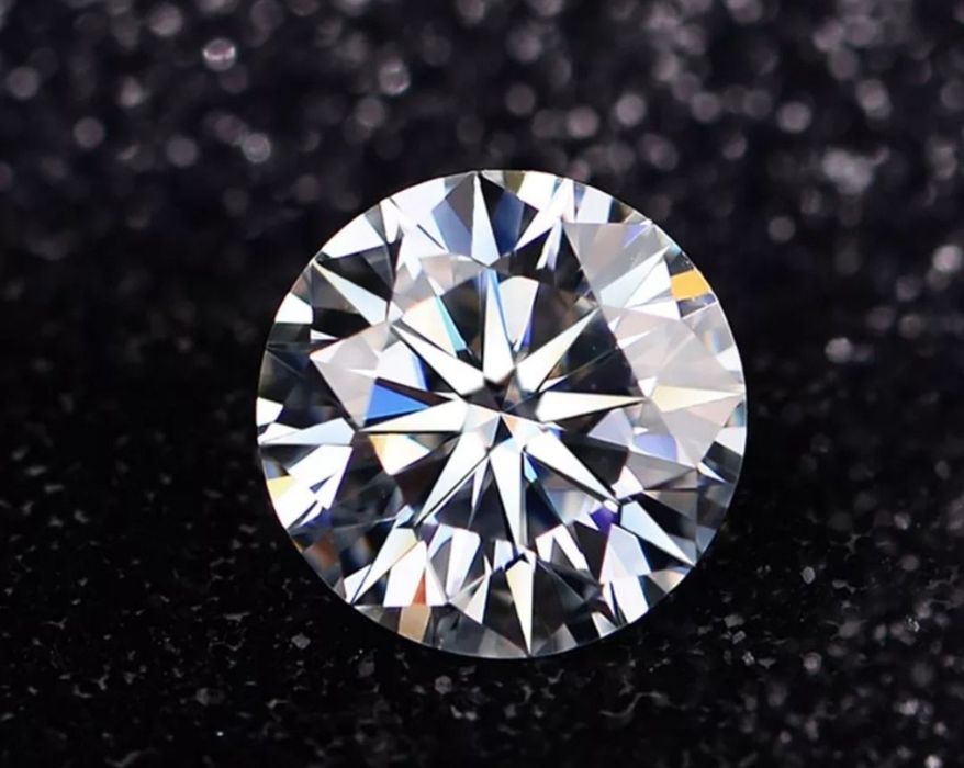 Piatra moissanite diamant 1 carat VVS1