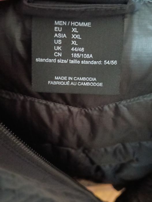 Geacă puf Jack Wolfskin noua cu eticheta