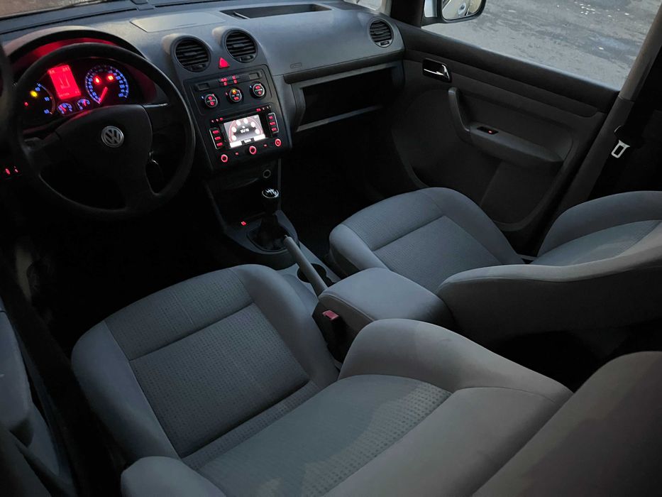 VW CADDY MAXI 2010  1.9TDI  105CP  7 Locuri  2 Usi Culisante