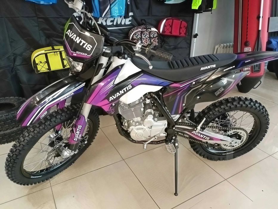 Мотоцикл Avantis A3 Lux (PR250/172FMM-5, 6 ст.)