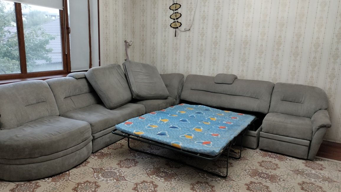 Угловой диван-кровать