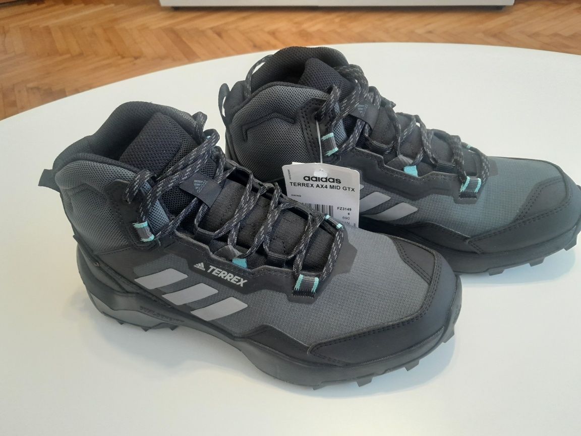 Adidas terrex MID GTX