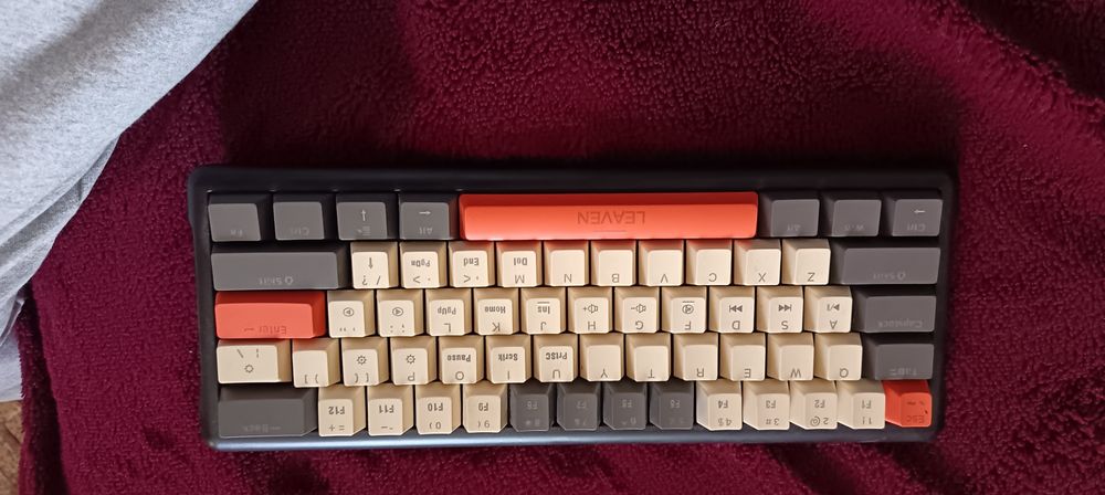 Tastatura leaven