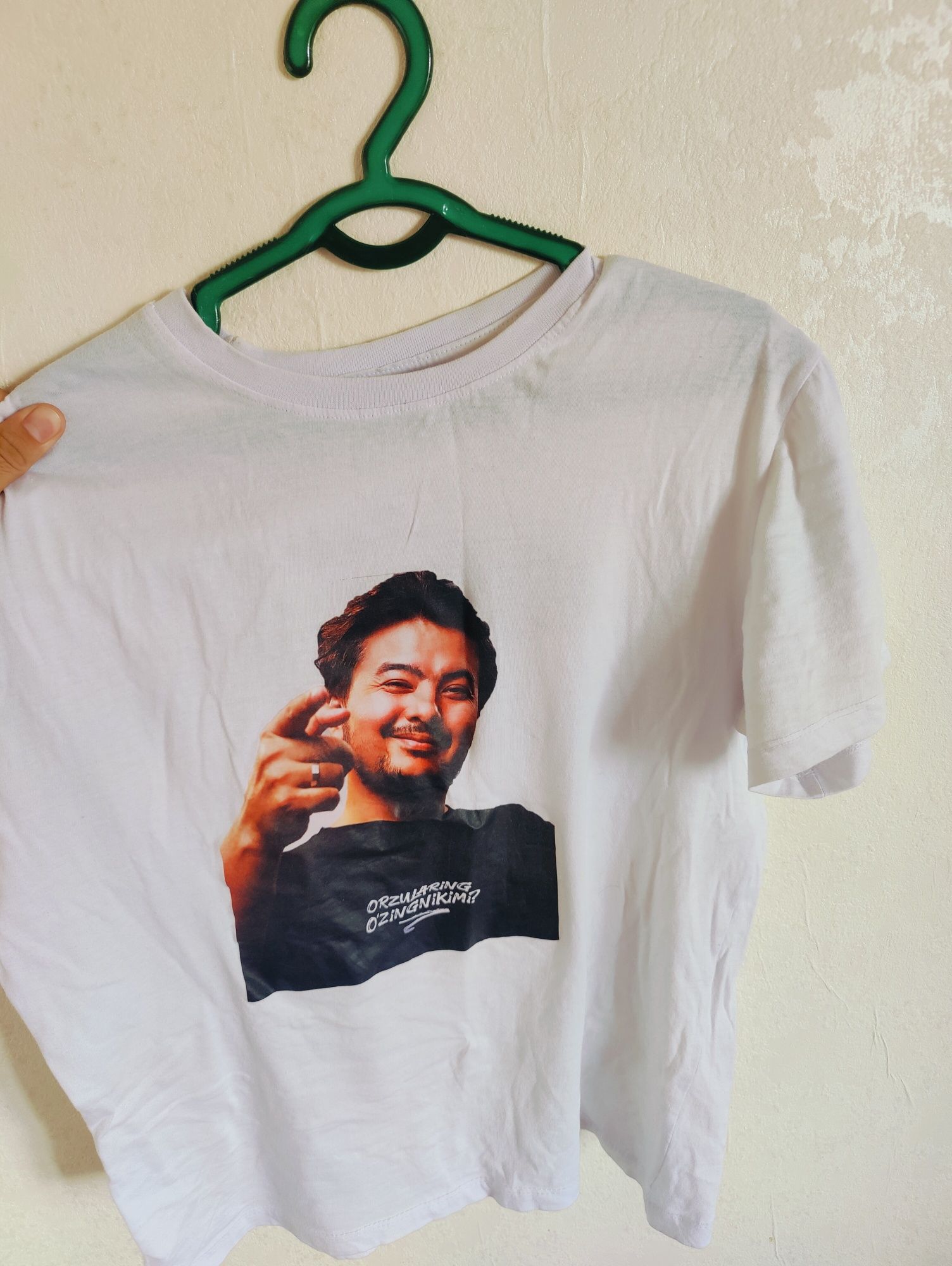 Futbolka Konsta merch