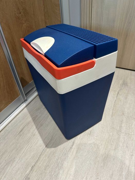 Хладилнa чанта Cooly tc9-510-12  - , 26л, 12V студено