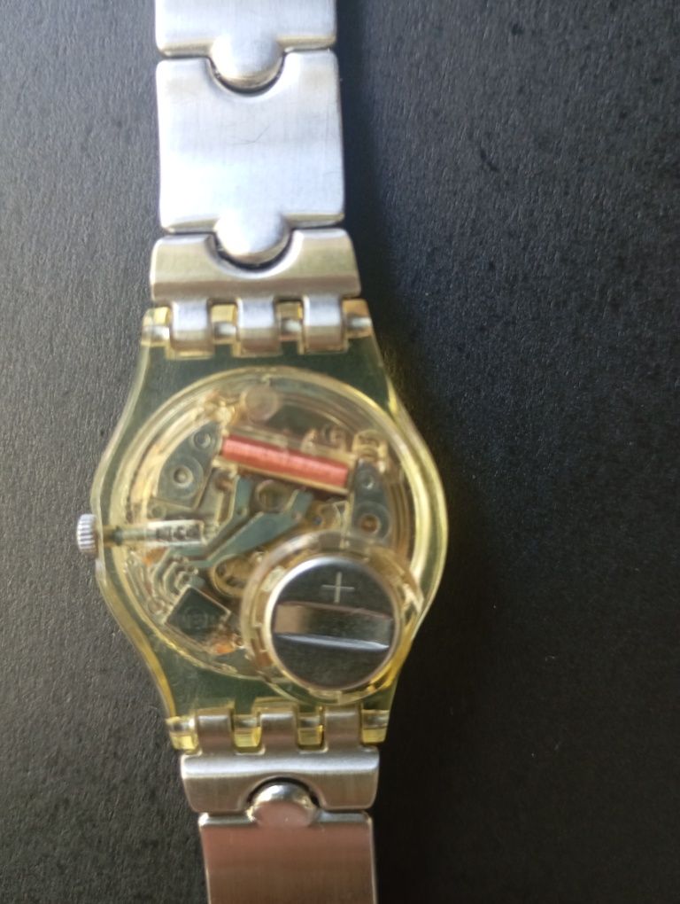 Swatch Lady Wing Touch