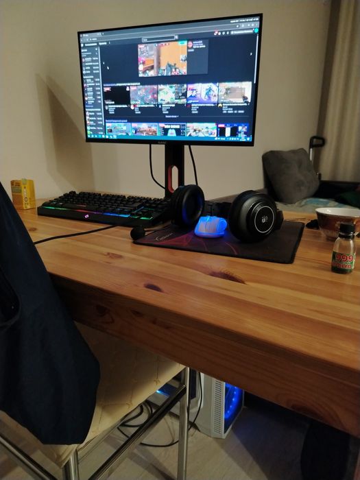 Пк б/у год с покупки в хорошем состояний