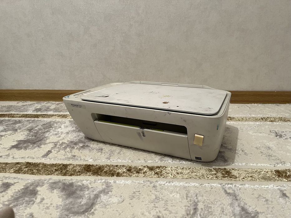 Принтер HP Deskjet 2130