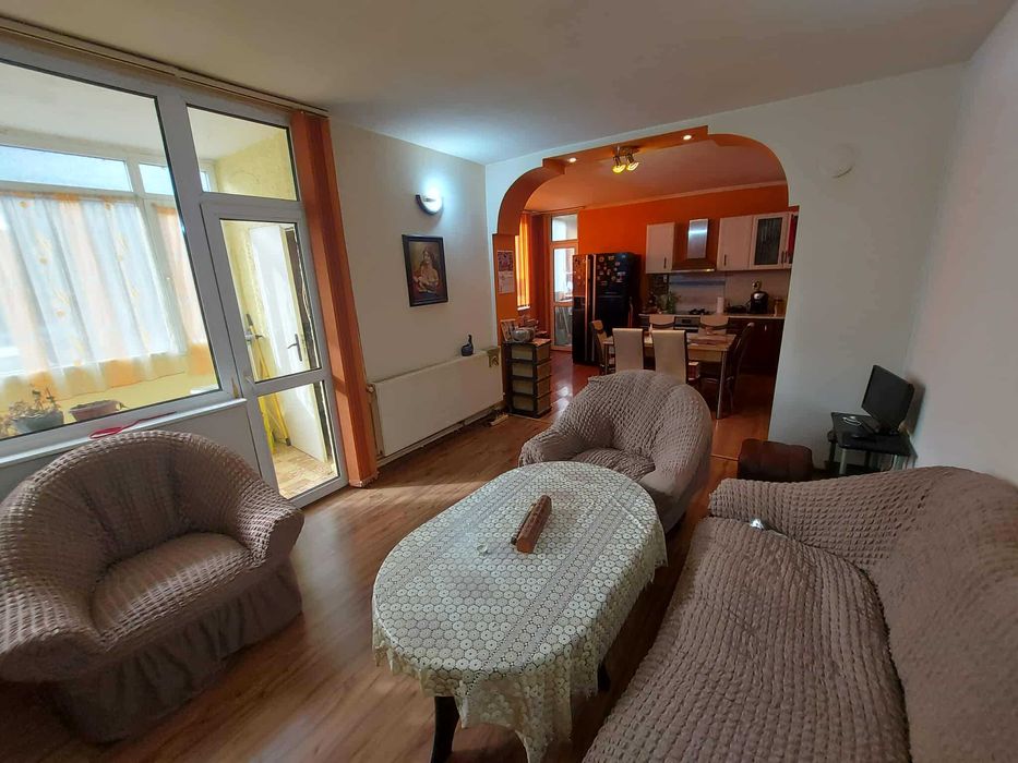 Четиристаен апартамент, 106кв.м, кв. Вароша