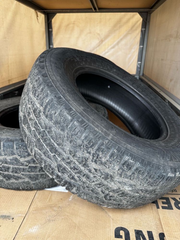 4 Покрышки Nokian R17