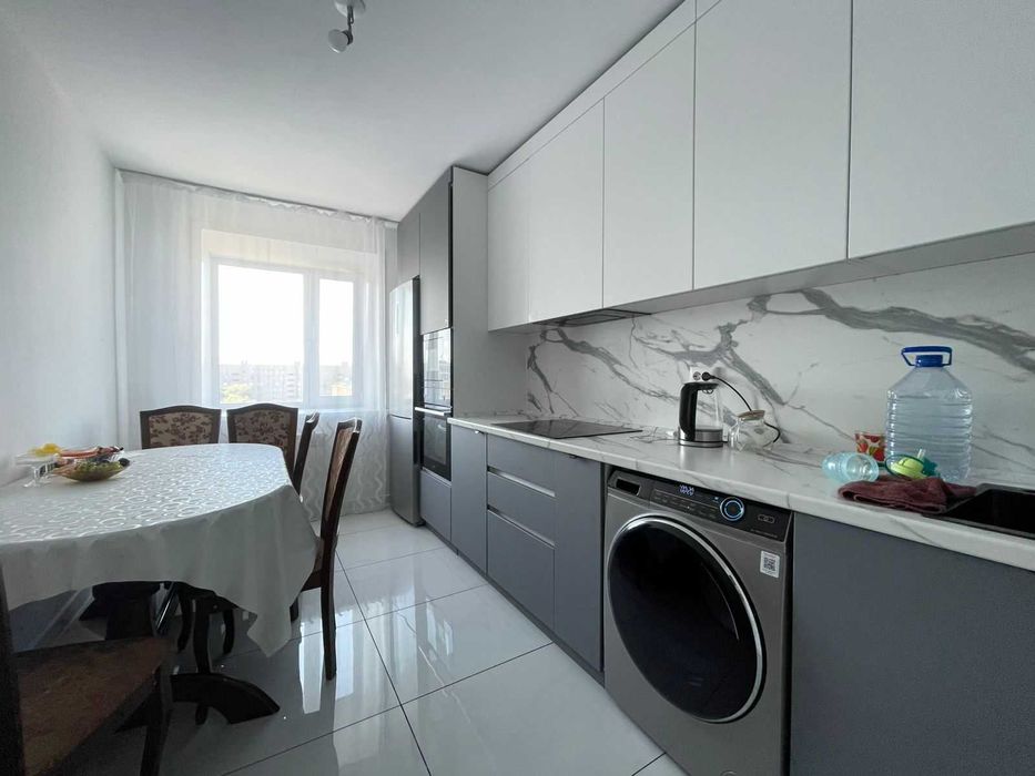 Продам 3-комн. в 19 мкр