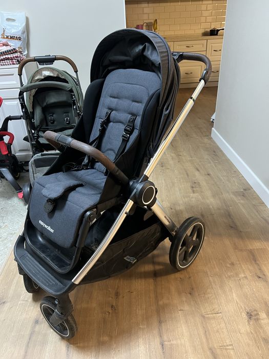 Продам коляску Easywallker rudey