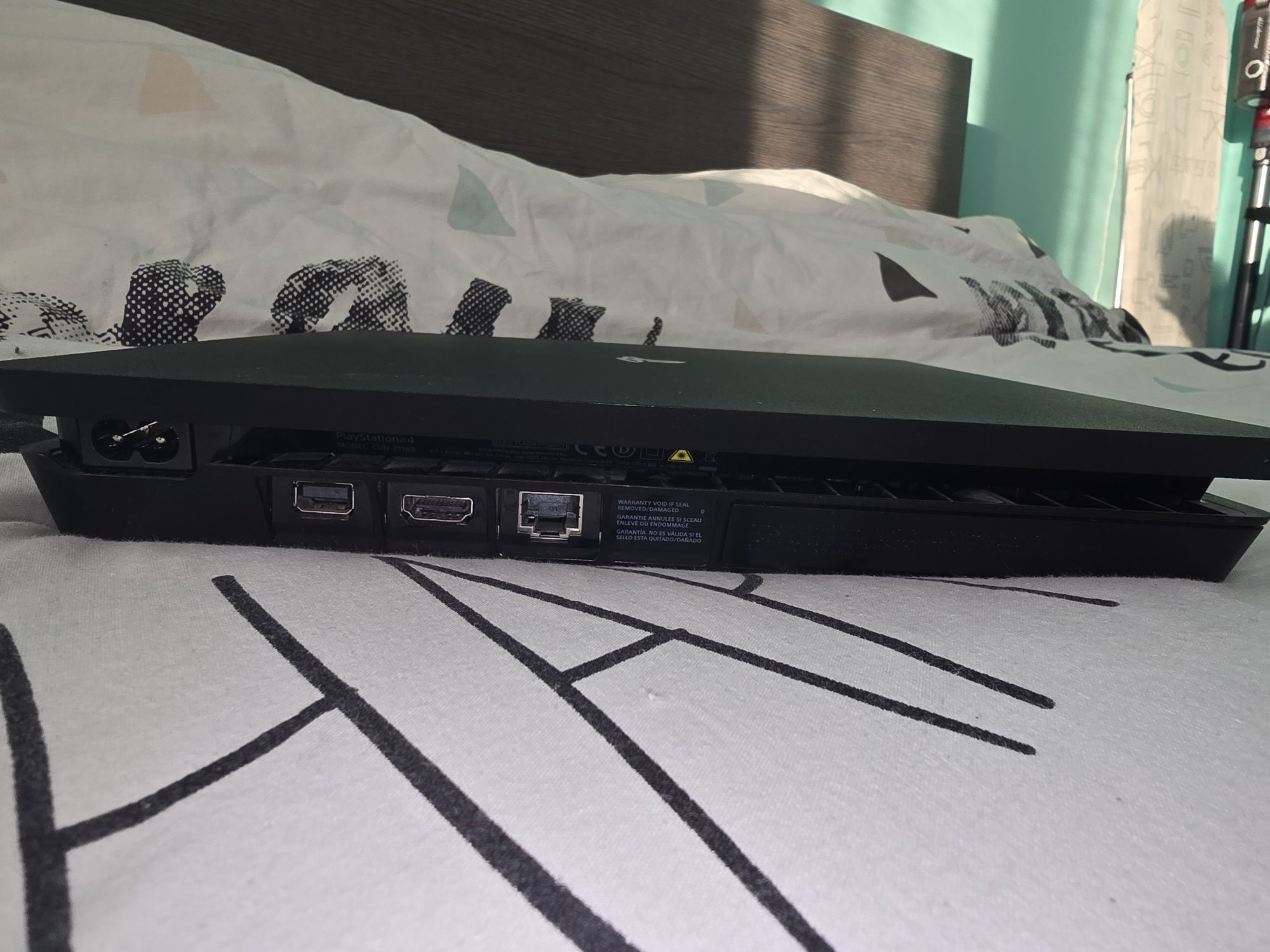 Playstation 4, Slim - 1TB (фабрично)