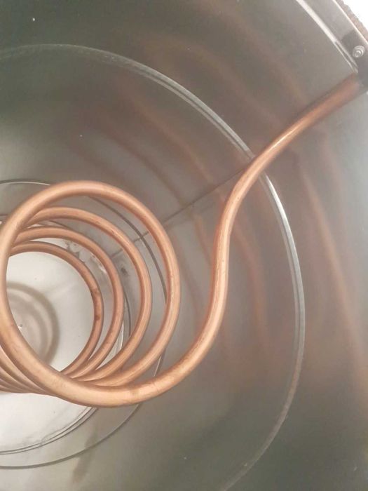 Vand cazan rachiu 80l nou cu racitor 320l pe gaz si lemne