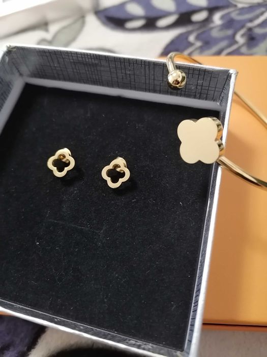 Set model Van Cleef and Arpels